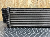 фото thumb №6, Радіатор інтеркулер оригінал behr bmw f10 f11 оригінальний номер 7805629