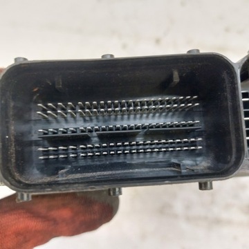 фото thumb №5, Audi q5 2,0tfsi блок управления компьютер двигателя continental 8r2907115 5wa12005