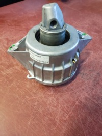 фото thumb №1, Подушка двигуна mercedes a1672400400