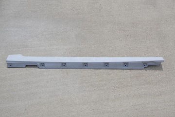 фото thumb №1, Поріг планка порогова права vw passat b8 3g0853858