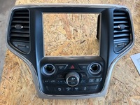 фото thumb №1, Jeep grand cherokee wk2 3.6 4x4 панель кондиционера обдув радио