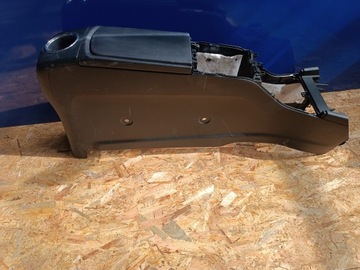 фото thumb №4, Prius plus v + тунель підлокітник чорний