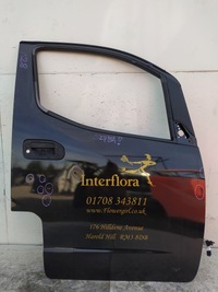 фото thumb №1, Nissan nv200 дверь правый правое перед передние