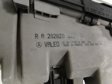 фото thumb №8, Mercedes c клас 202 w202 лампа права рестайлінг