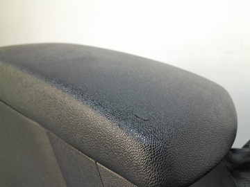 фото thumb №8, Citroen c5 iii sedan подлокотник туннель средний