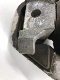 фото thumb №7, Передня подушка двигуна audi mp5428 2.0l дизель 2015