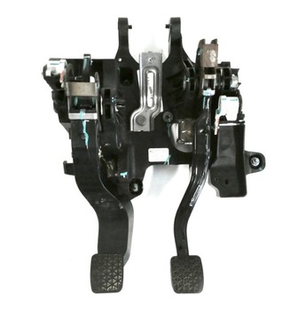 фото thumb №1, Педалі зчеплення гальмо європа opel mokka a