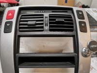 фото мини №13, Рамка середняя консоли решетки подачи воздуха hyundaitucson i 945102e001 все 