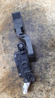 фото thumb №4, Потенциометр газа renault laguna 1.9d 02r