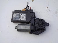 фото thumb №1, Моторчик скло правий задня audi a4 b6