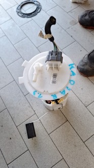 фото thumb №1, Насос пального поплавок renault kadjar lift renault rafale 170404ed0a