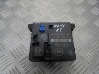 фото thumb №1, Модуль двері правий задня mercedes w211 2118201626