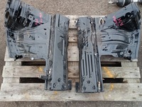 фото thumb №1, Четверть лонжерон rh lh mercedes a-klasa w177