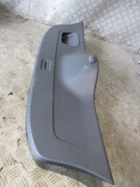 фото thumb №1, Vw up 1.0 mpi 2017 оббивка кришки багажника 1s0867601c