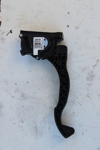 фото thumb №1, Потенциометр педаль газа 9838028180 toyota proace 20r