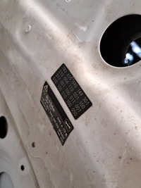 фото thumb №5, Mercedes 213 капот лак 149 повреждённая