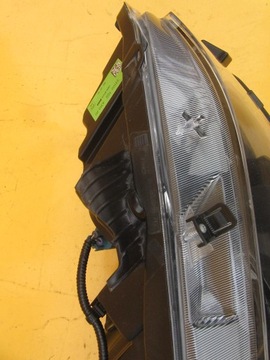 фото thumb №7, Honda civic x hb лампа права перед оригінал usa