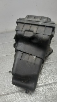 фото thumb №4, Корпус фільтра повітря opel agila 1.0b 00r 09204631