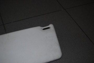 фото thumb №9, Защита солнцезащитная правая vw passat 3b0857552