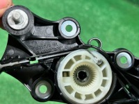фото thumb №9, Toyota rav4 v 19- стеклоподъемник правый перед передний 69801-42072
