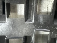 фото thumb №8, Mercedes w243 eqa підсилювач решітка a2438880000