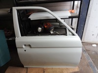 фото thumb №1, Mitsubishi l200 дверь правое код лакокрасочного покрытия w32