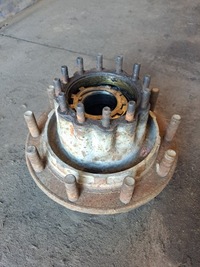 фото thumb №1, Ступиця задня volvo fl 6 00-06 22.5