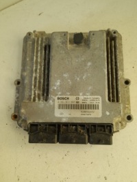 фото thumb №1, Renault scenic ii бортовий комп'ютер блок керування 0281012997 8200462452