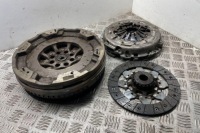 фото thumb №10, Комплект зчеплення mercedes-benz c w204 a6510304405 2.14l дизель 120kw 2012