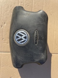 фото thumb №1, Подушка подушка безопасности водителя vw passat b5 3b0880201an