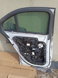 фото thumb №5, Mercedes w205 c-klasa двері ліві зад задні ліві 775 sedan