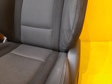 HYUNDAI i40 COMBI СИДЕНИЯ ПО бокам ТУННЕЛЬ