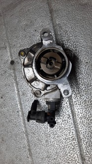 фото thumb №3, Насос vacu renault espace iv 2.2d 05r 8200478188