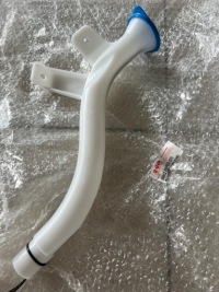 фото thumb №1, Suzuki vitara iii горловина заливной жидкость омывателя