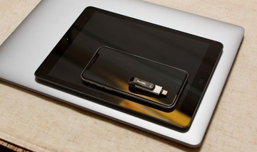 Флэш-накопитель SanDisk iXpand USB 3.0 Go 256 ГБ для iPhone