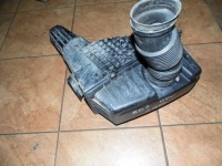 фото thumb №1, Peugeot 807 2.0b 04' корпус фильтра воздуха 9628048480