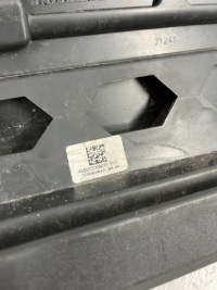 фото thumb №12, Audi q8 4m8 молдинг двері права перед 4m8853960d