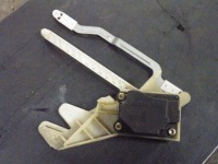 фото thumb №1, Volvo xc90 привід замка кришки багажника задній