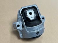фото thumb №1, Audi q5 8r подушка двигателя правая 8r0199381a