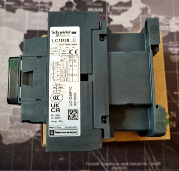 Контактор Schneider Electric LC1D32P7 230 В