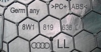 фото thumb №10, 8w1819636c маскировочная накладка динамика панели audi a4 b9 8w