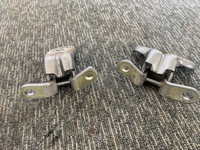 фото thumb №1, Opel crossland x 1.2 thp петли дверь левый задняя левая задние оригинал