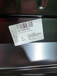 фото thumb №10, Молдинг крила задня сторона ліва audi e-tron 4k4809837