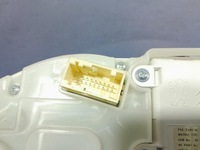 фото thumb №7, Peugeot 2008 i lift 1.2 thp 110 km приборы счетчик бензин eu 9814039580