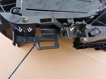 фото thumb №11, Bmw x7 g07 18- активный впуск воздуха жалюзи ролета