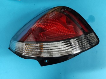 фото thumb №1, Лампа правая задняя kia rio ii хэтчбек 2005-2011