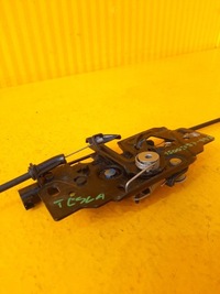 фото thumb №3, Tesla модель 3 19r. замок капота 1500397-99-b