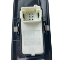 фото thumb №13, Переключатель открывания стёкла левое зад peugeot 208 ii