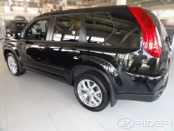 Nissan X-Trail II 2008-13 боковые молдинги