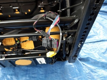 фото thumb №7, Vw golf vi сиденье левый перед велюр с подогревом